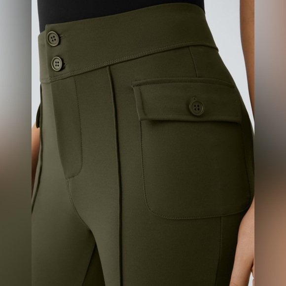 Halara $50 M SculptKnit High Waisted Side Flap Pocket Flare Cargo Pants PINK EUC - Picture 5 of 14